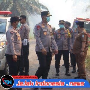 Kapolda Kalteng Tinjau Penanganan Karhutla di Sampit, Prioritaskan Pemadaman di Titik Terbakar