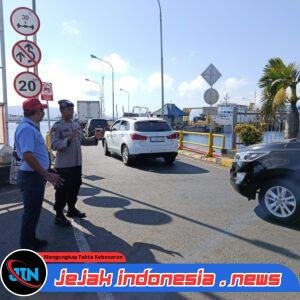 Patroli Dialogis Satpolairud Polresta Banyuwangi Sasar Pelabuhan ASDP dan LCM, Imbau Keselamatan dan Kamtibmas