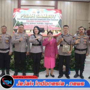 Penuh Kehangatan, Kapolres Simalungun Gelar Pisah Sambut Pejabat Diiringi Jamuan Makan Siang Bersama Keluarga Besar