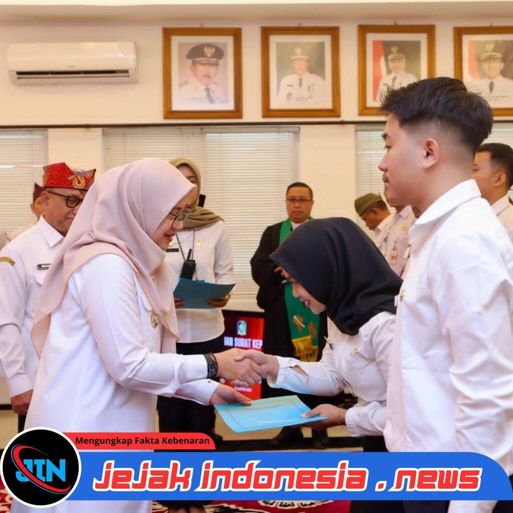 Dokter Spesialis dan 17 Nakes Terima SK PNS, Perkuat Pelayanan Kesehatan Banyuwangi