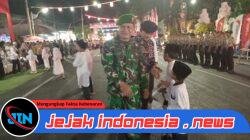 Pasi Ops Kodim 0825/Banyuwangi Hadiri Festival Pawai Lampion Kebangsaan, Semarak HUT ke-81 RI di Banyuwangi