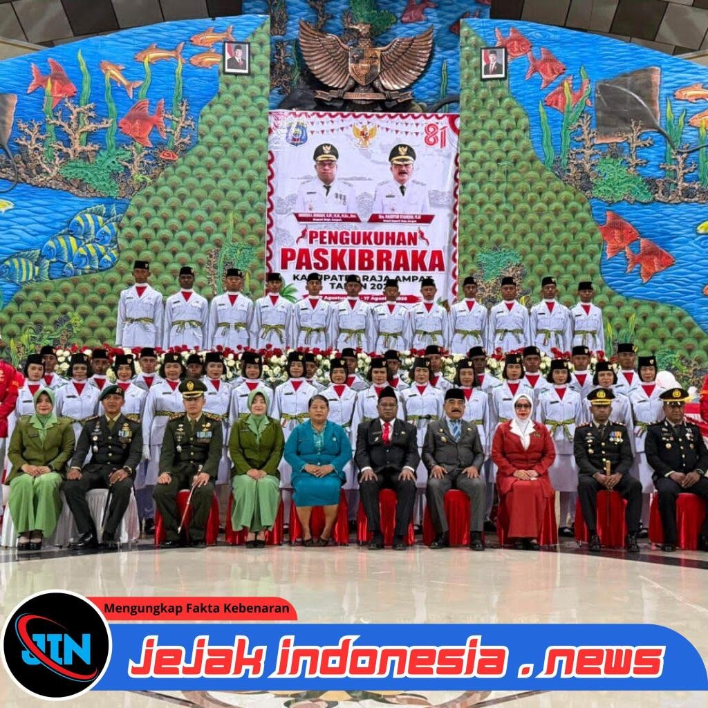 Penuh Haru dan Bangga, Kapolres Raja Ampat Hadiri Upacara Pengukuhan Paskibraka di Gedung Pari