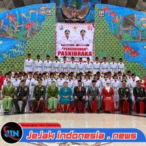 Penuh Haru dan Bangga, Kapolres Raja Ampat Hadiri Upacara Pengukuhan Paskibraka di Gedung Pari