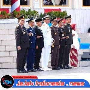 Kapolda Sumut Hadiri Upacara HUT ke-81 RI di Lapangan Astaka