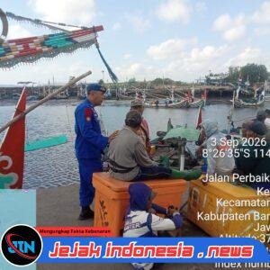Satpolairud Polresta Banyuwangi Gelar Patroli Dialogis di Pelabuhan Muncar, Nelayan Diimbau Utamakan Keselamatan