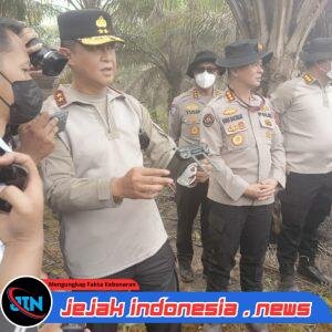 Polda Kalteng Optimalkan Serbuk Tepung Singkong “Hertindo AF31”, Untuk Padamkan Bara di Lahan Gambut
