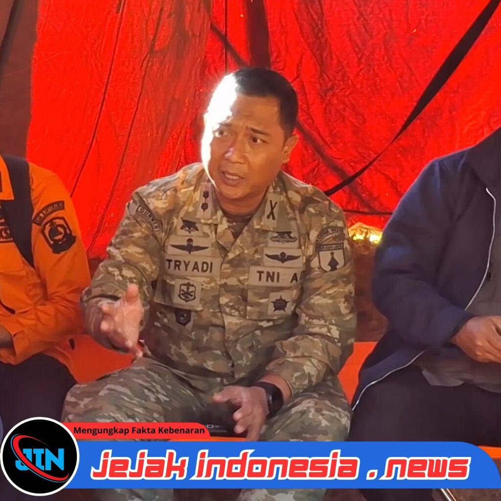 Api Mendekat ke Paltuding, Dandim 0825 Banyuwangi Turun Langsung Pantau Karhutla Ijen