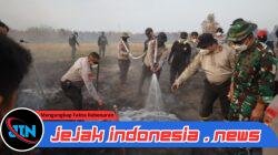Polres Bondowoso dan Tim Gabungan Tembus Medan Ekstrem, Karhutla di Lereng Ijen Berhasil Dipadamkan