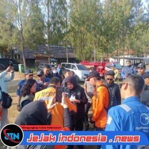 Anggota TNI Kodim 0825/Banyuwangi Turun Pantau Karhutla Ijen, Kondisi Kawasan Dipantau dari Udara