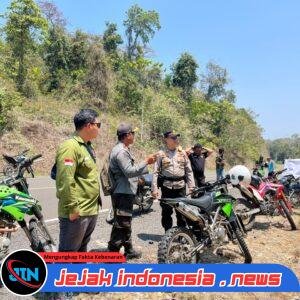 *Polres Malang Gencarkan Deteksi Dini Karhutla, Sisir Area BKPH Sengguruh di Bantur*