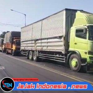 Antrean Kendaraan Berat di Bulusan–Ketapang Dinilai Perlu Evaluasi Menyeluruh, Bukan Sekadar Penanganan Saat Kepadatan Terjadi
