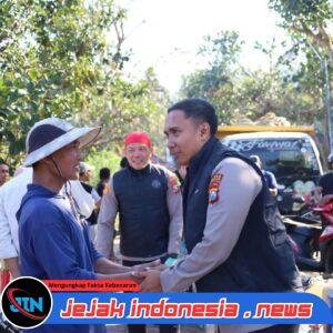 Terapkan Ecology Policing, Patroli Gentong Polres Trenggalek Kembali Salurkan Bantuan Air Bersih