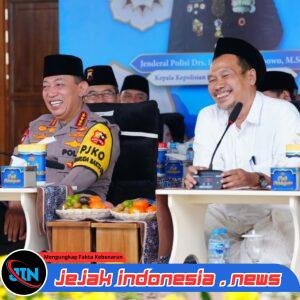 *Ngaji Gus Baha Satukan Santri dan Jajaran Polri Se-Indonesia, 42 Ribu Peserta Gaungkan Semangat Kebangsaan*
