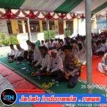 *Polisi Hadir di Tengah Pelajar, Bhabinkamtibmas Semanan Hadiri Maulid Nabi Muhammad SAW*