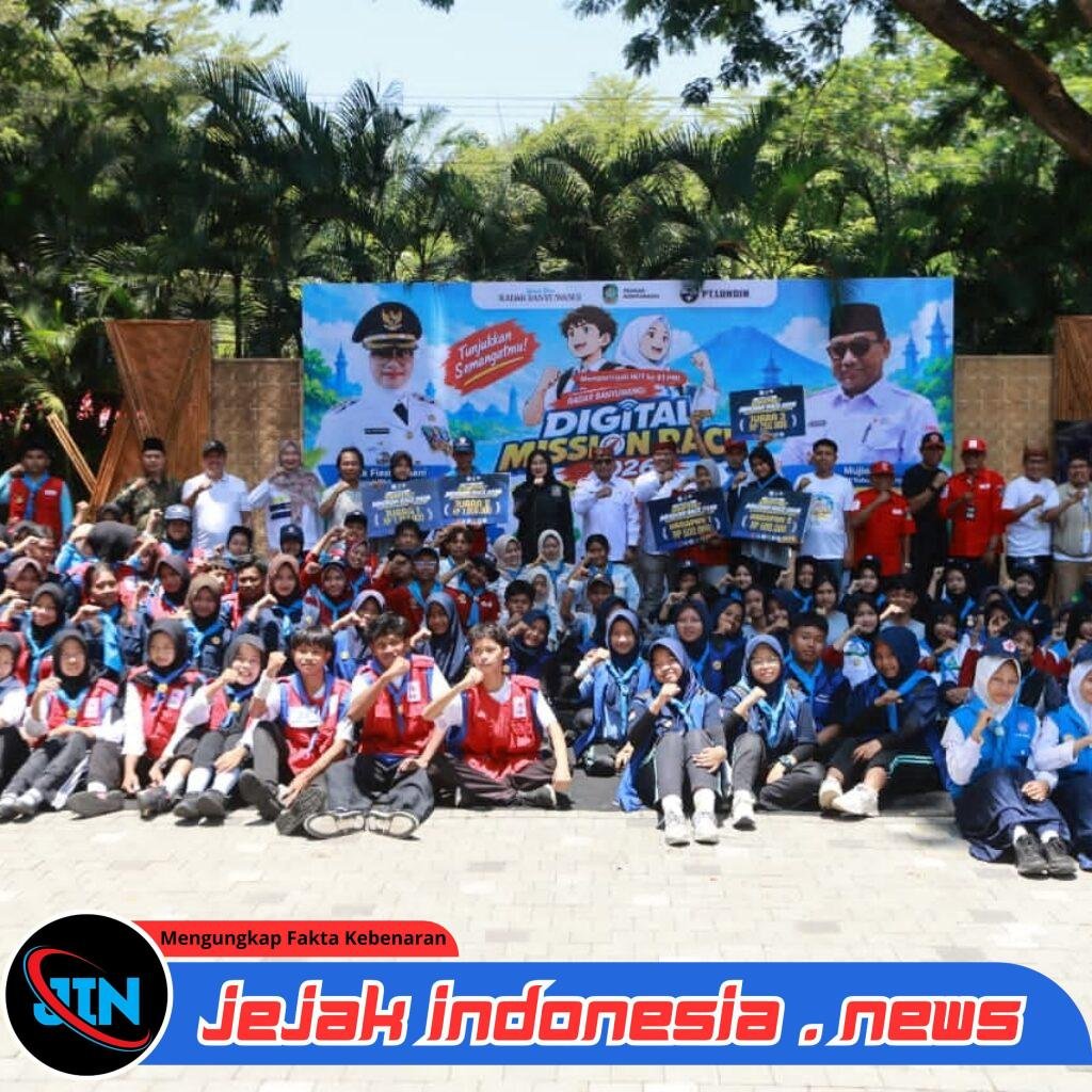 Sebanyak 348 Pelajar Banyuwangi Ikuti Digital Mission Race Palang Merah Remaja (PMR)