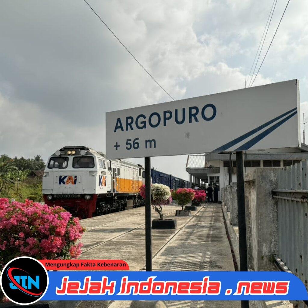 KAI Logistik Uji Coba Angkutan Hasil Pertanian Banyuwangi-Jakarta, Buah Naga Jadi Muatan Perdana