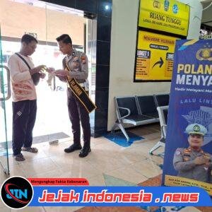 Polantas Menyapa Perkuat Edukasi dan Transparansi Pelayanan Administrasi Kendaraan di Samsat Jember