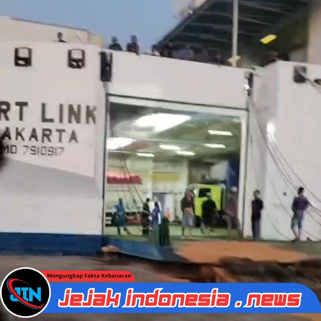 Kapal Perbantuan Port Line Dinilai Tak Sesuai Kelayakan Dermaga Tanjungwangi, Aktivitas Bongkar Muat Terganggu