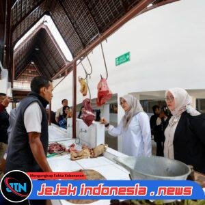 Pasar Banyuwangi Mulai Beroperasi, Pedagang Langsung Berjualan   