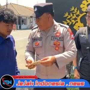 *HP Tertinggal di KMP Surya Ayla Ditemukan, Polisi Telusuri hingga Karyawan Kantin Kapal*