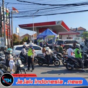 Polda Bali Kerahkan Personel Amankan Antrean BBM, Pastikan Situasi Tetap Kondusif