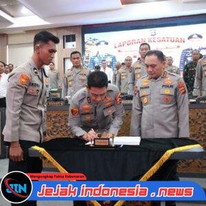Polda Bali Gelar Laporan Kesatuan dan Penandatanganan Memori Sertijab Kapolda Bali