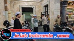 Kapolsek Gianyar Sampaikan Imbauan Pencegahan Bullying saat Subuh Keliling di Masjid Agung Al-A’la
