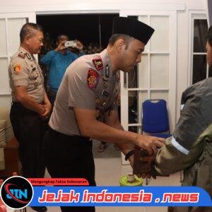 *Polisi Bersama Masyarakat : Polres Pasuruan Sambangi Rumah Duka Korban Karhutla TNBTS*