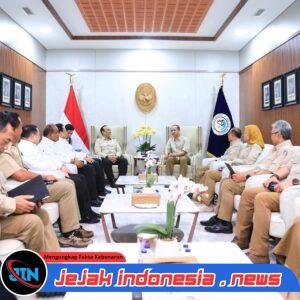 *Bertemu Menteri Transmigrasi, Kepala BRAN Dorong Lahan Produktif untuk Kesejahteraan Rakyat*