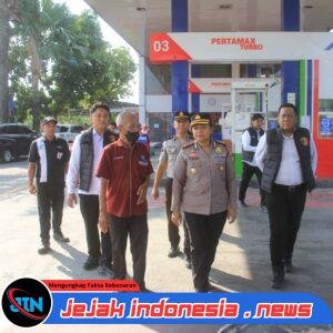 *Kapolres Probolinggo Cek SPBU, Pastikan Pelayanan Tertib dan Stok BBM Tersedia*