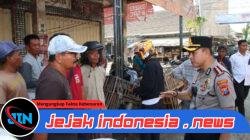 *Polisi Bersama Masyarakat : Kapolresta Sumenep Blusukan di Pasar Anom Serap Aspirasi dan Perkuat Kamtibmas*