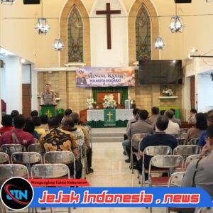 *Minggu Kasih Polresta Sidoarjo: Rajut Kehangatan Bersama Jemaat Gereja Demi Kamtibmas Kondusif*