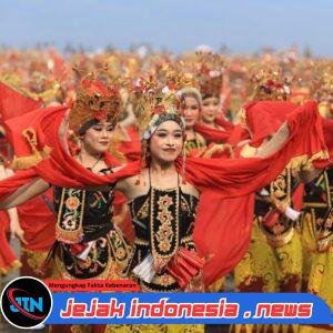 Gandrung Sewu 2026, Ribuan Wisatawan Padati Penerbangan ke Banyuwangi