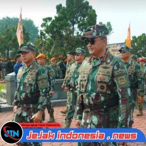 PANGKAS TNI–POLRI, PANGKORPASGAT ANUGERAHKAN STATUS WARGA KEHORMATAN KORPASGAT, PERKUAT SINERGI DAN SOLIDITAS NKRI